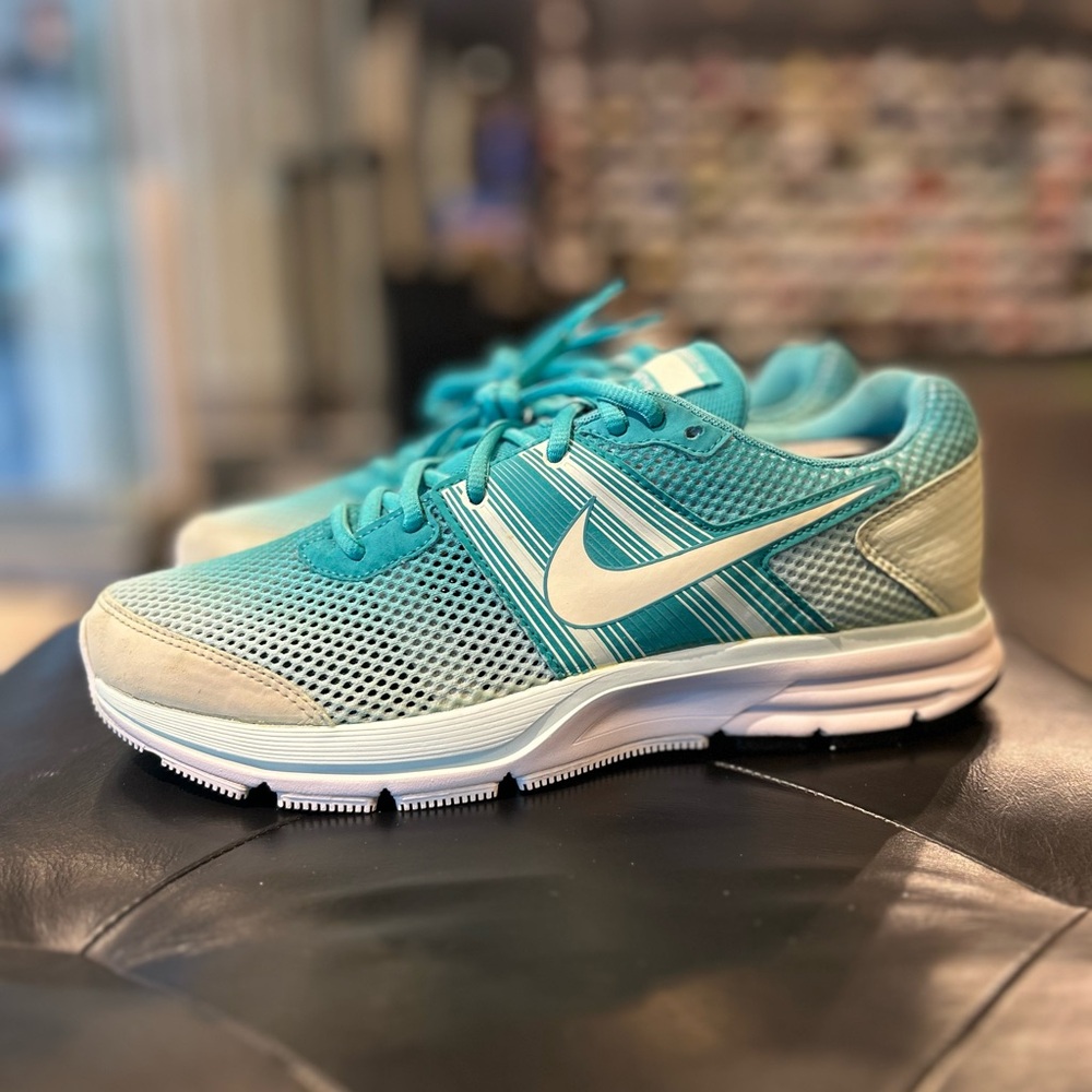 Nike Air Pegasus 29 Women’s Shoes Size 9